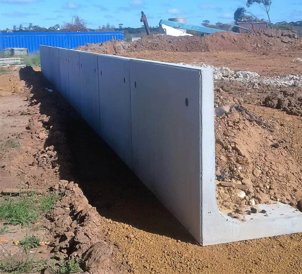 concrete block retaining wall